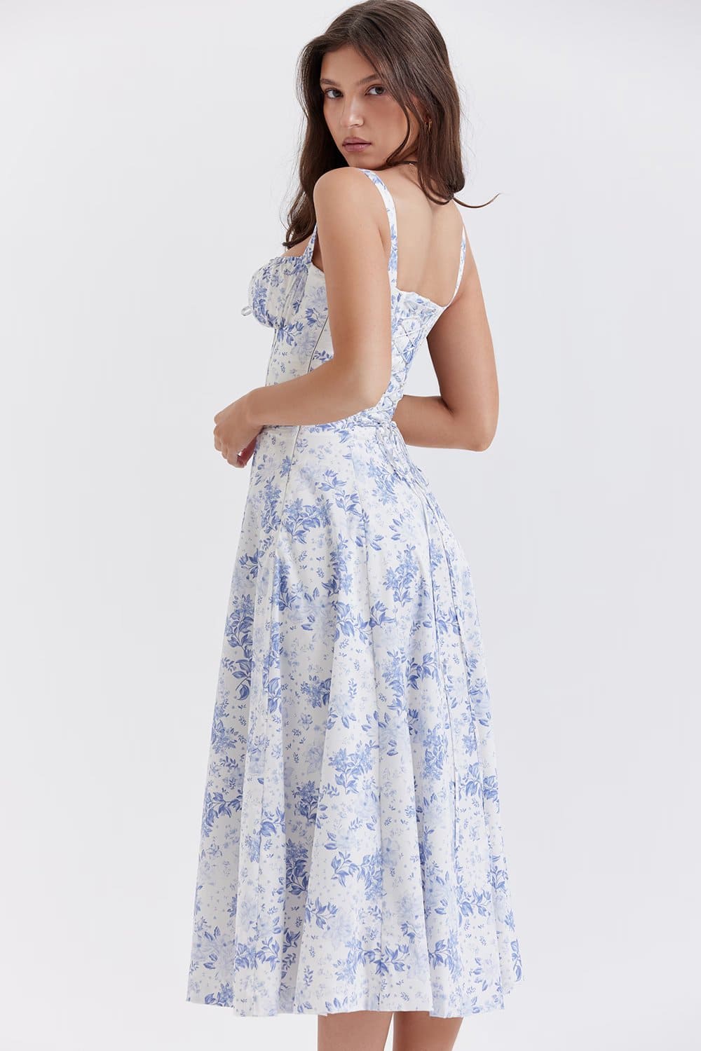 vestido-azul-floral-com-alcas