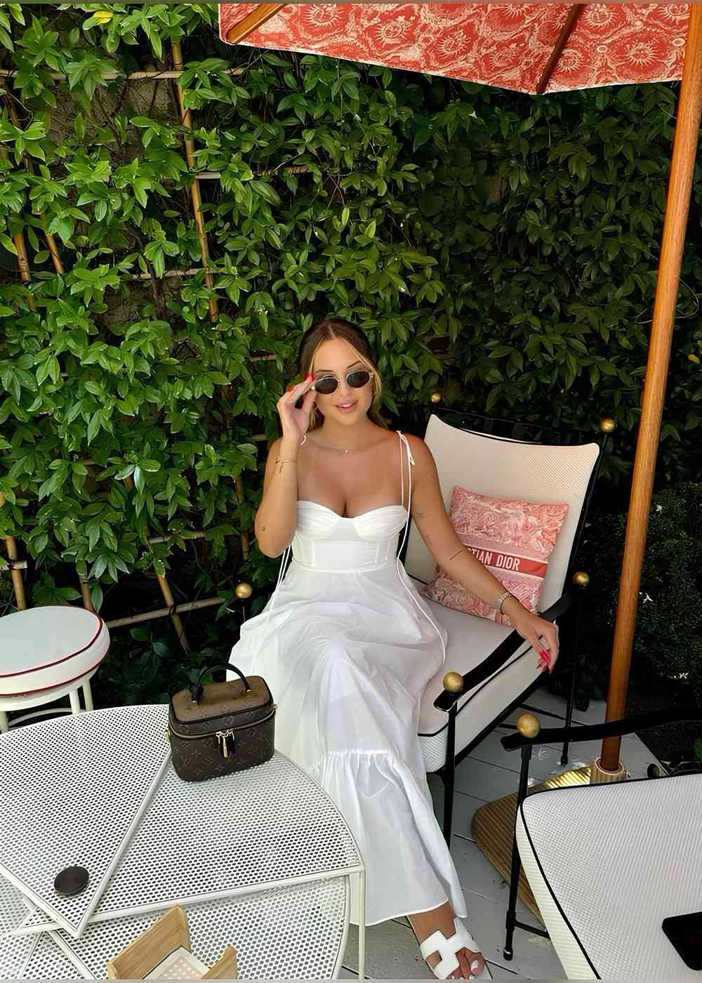 saia-flutuante-vestido-midi-branco-alcas-finas-vba203