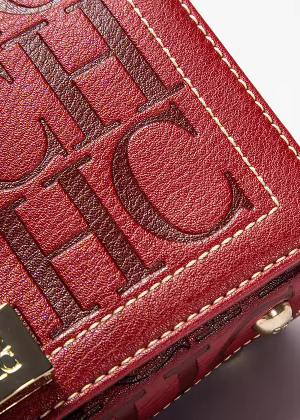 bolsa-de-ombro-em-couro-vermelha