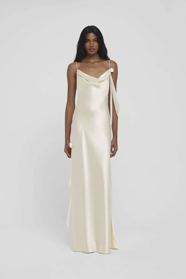 vestido-longo-champagne-cetim-alcas-finas