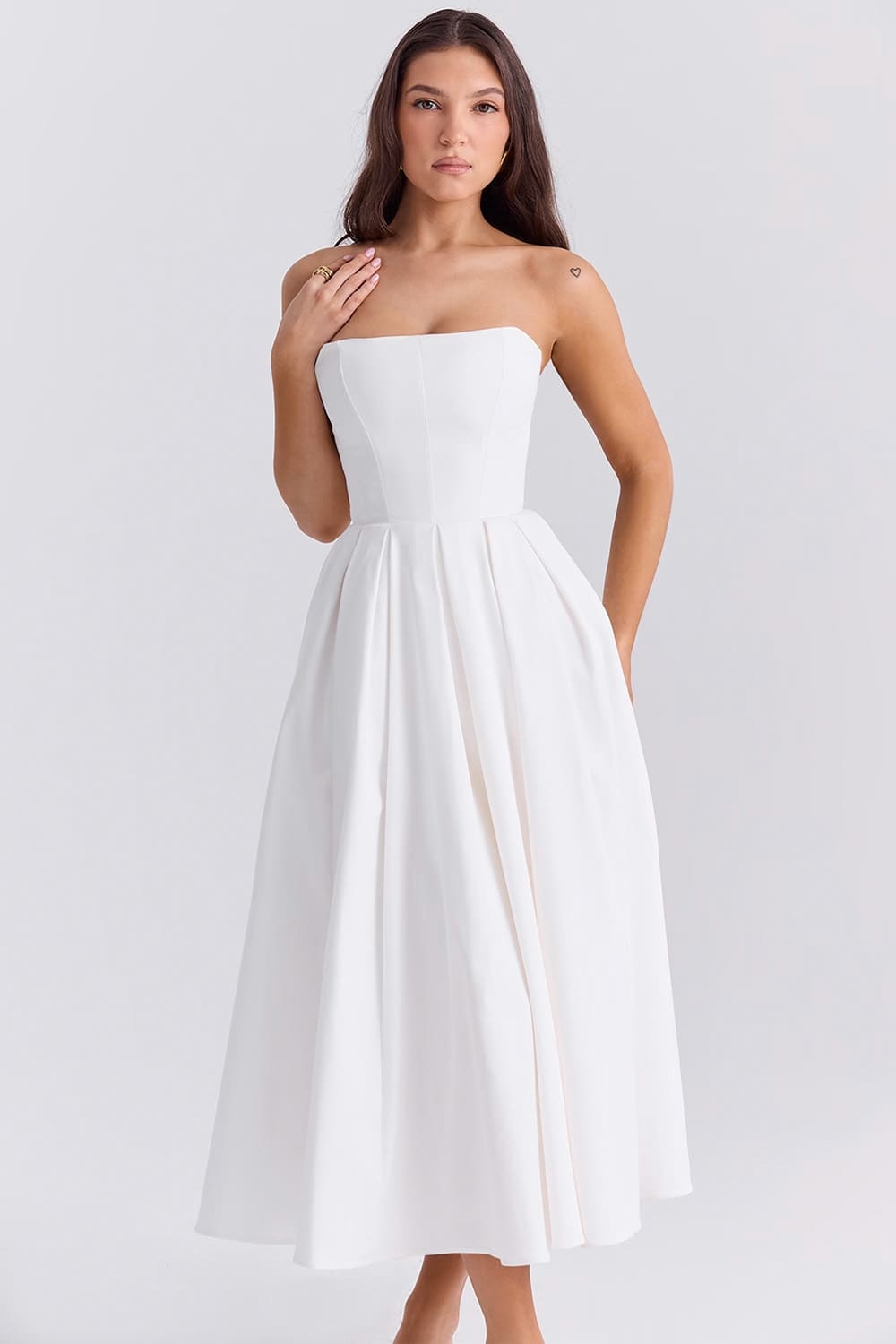 vestido-branco-midi-rodado-tomara vestido-branco-midi-rodado-tomara