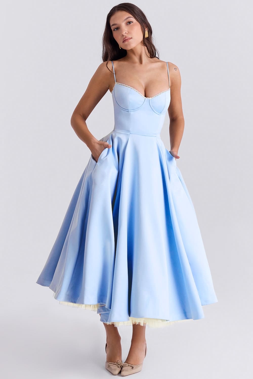 midi-vestido-gode-tomara-que-caia-azul-claro midi-vestido-gode-tomara-que-caia-azul-claro