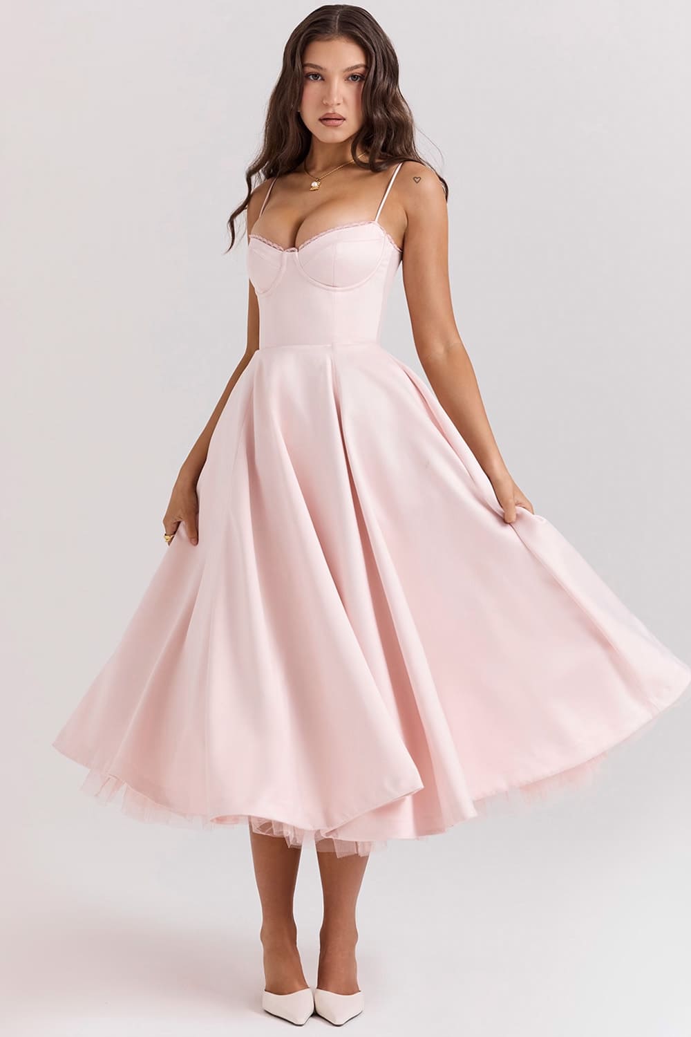 midi-vestido-tomara-que-caia-rodado-rosa-claro midi-vestido-tomara-que-caia-rodado-rosa-claro