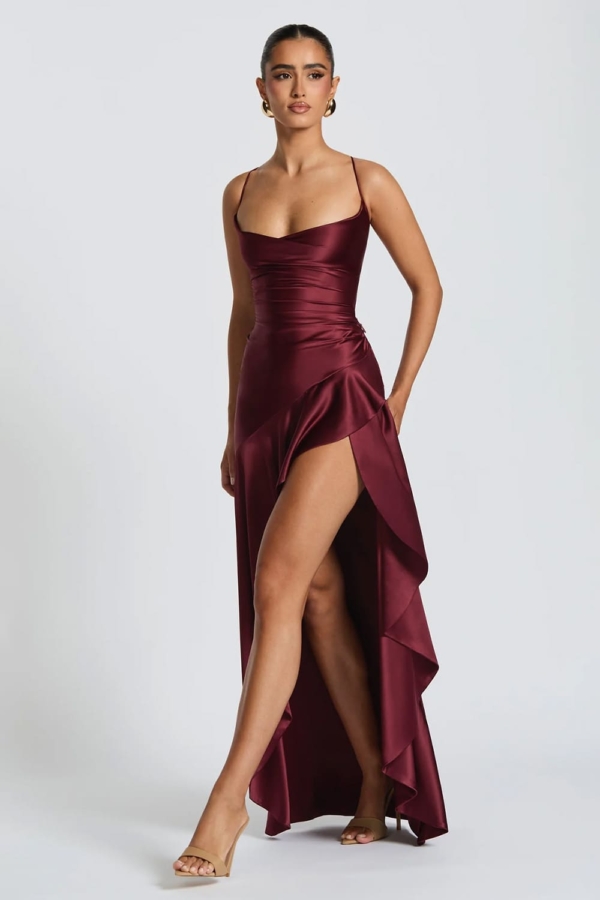 vestido-longo-marsala-madrinha-fenda