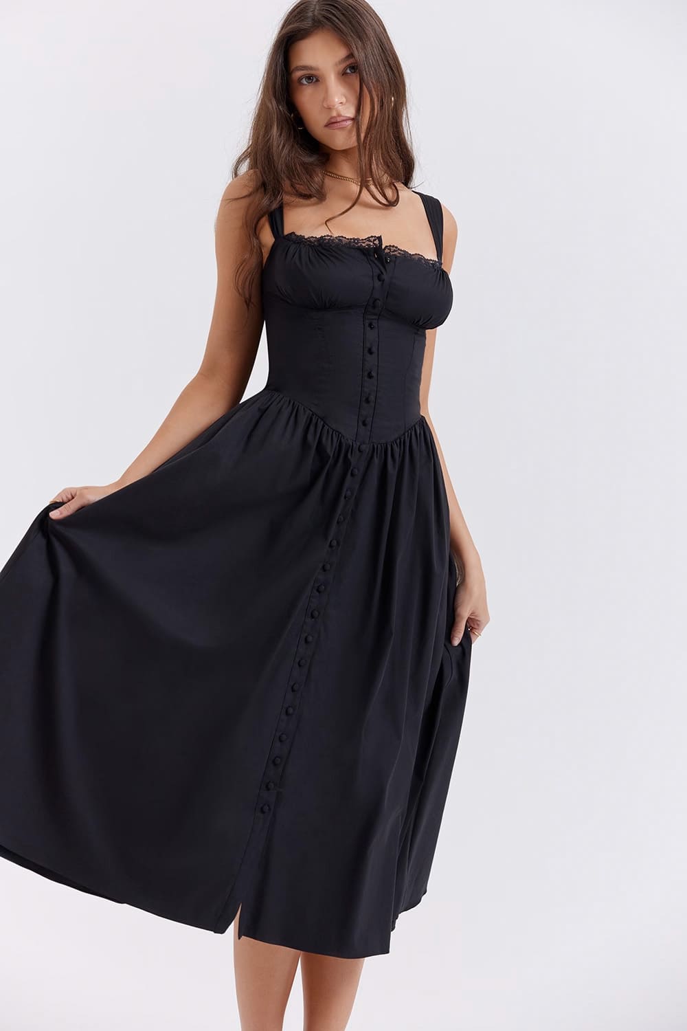 elegante-vestido-midi-preto-botoes-frente elegante-vestido-midi-preto-botoes-frente