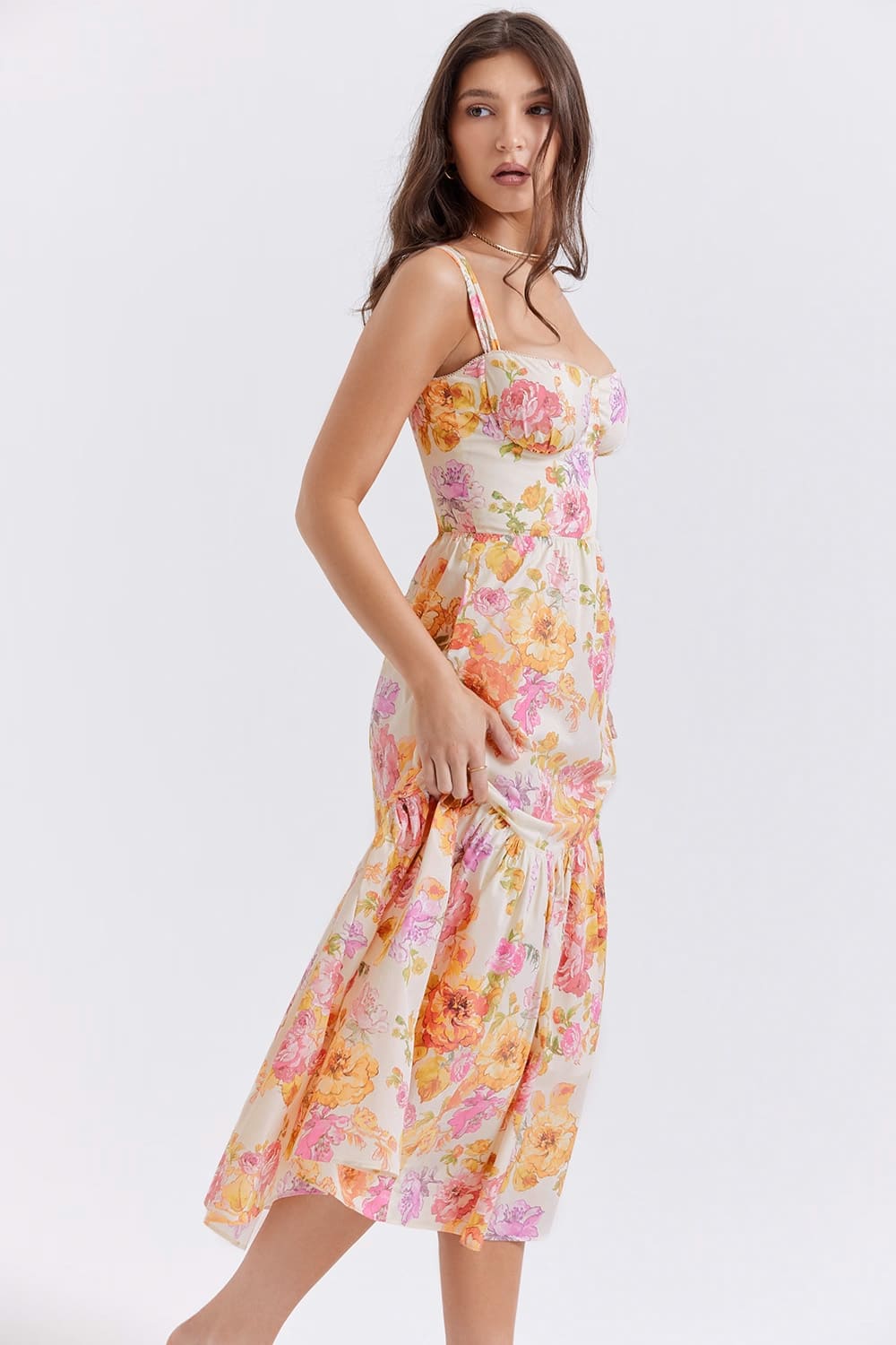 rosa-florido-vestido-amarelo-midi-babado rosa-florido-vestido-amarelo-midi-babado