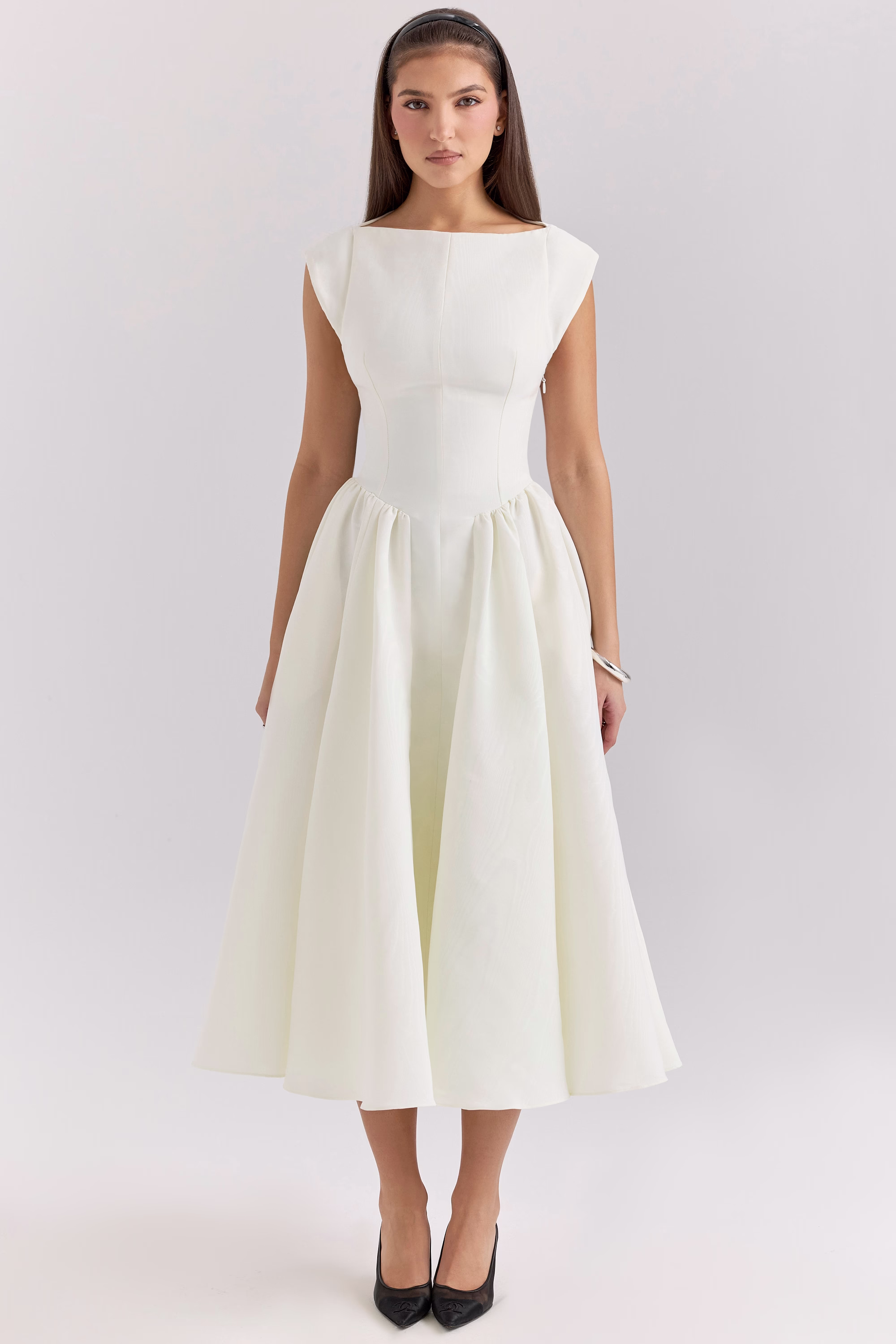 vestido-midi-branco-casamento-civil